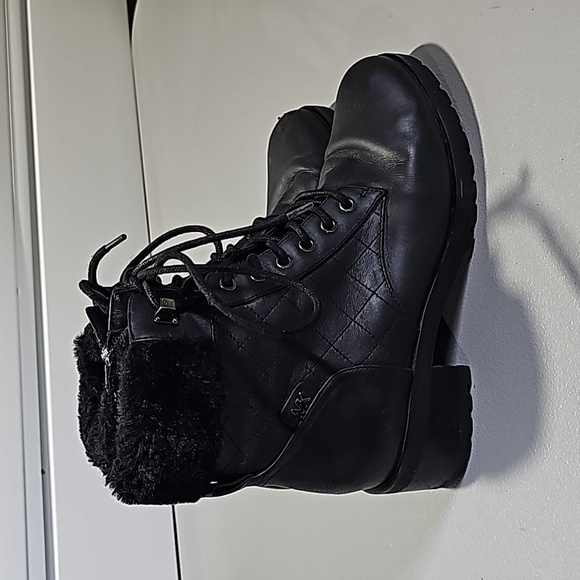 Michael Kors black size 7 Dallas boot - Picture 3 of 7